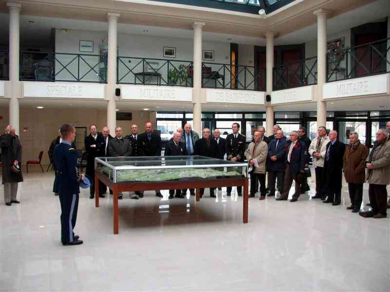 01_IMG_0111 (Sommier).jpg - Présentation du bâtiment de l'encadrement, commun aux écoles